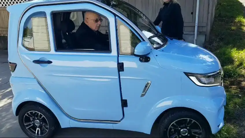 Q7 Enclosed Runner Car in Vancouver