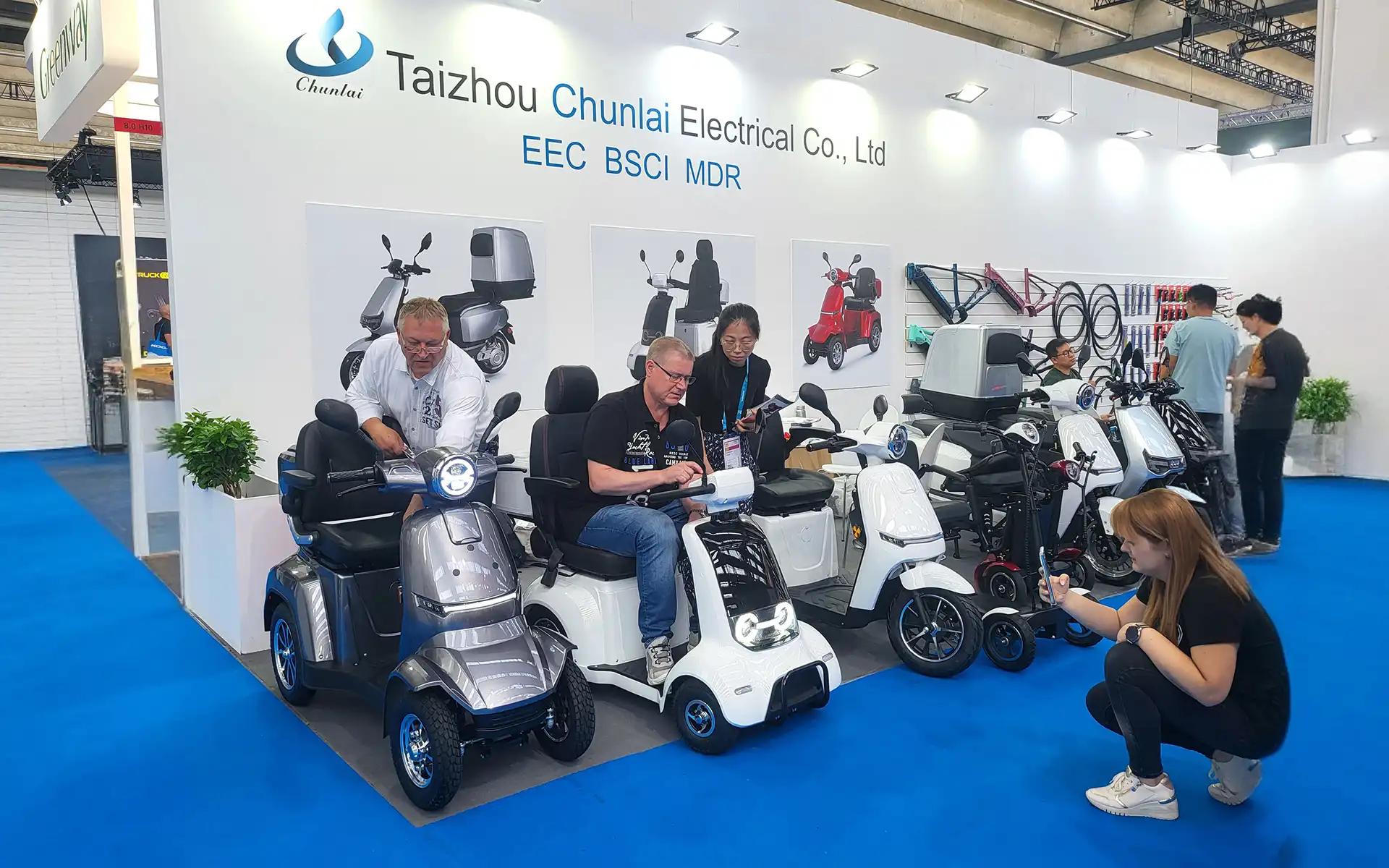 chunlai weiling runnerscooter in the exhibition